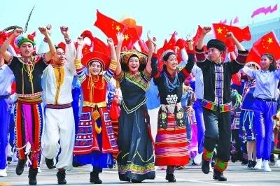 2019年10月26日,党的根基在人民 党的力量在人民 ——学习习近平总书记关于群众路线的重要论述.jpg